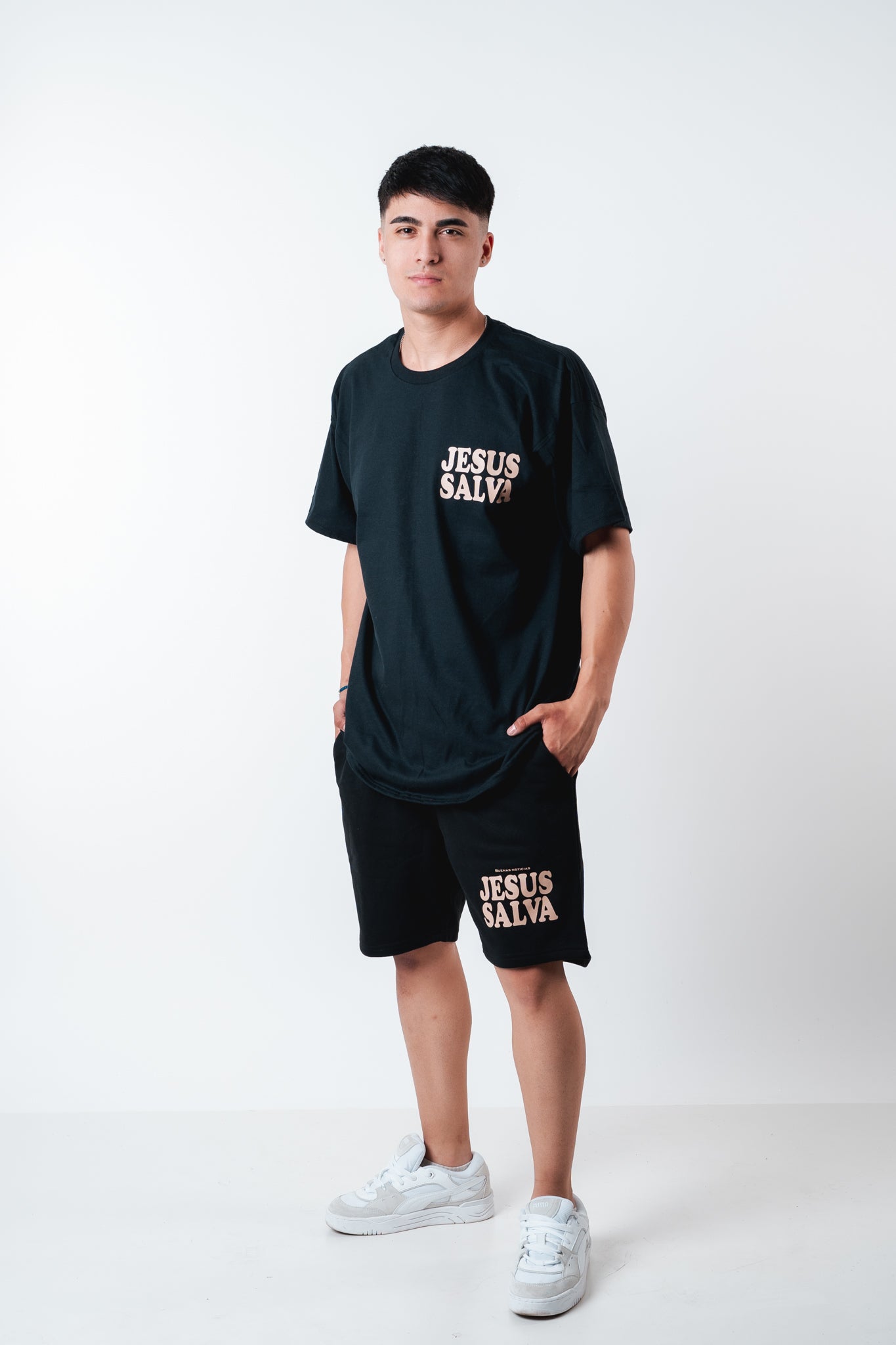 Conjunto Jesús Salva• Isaías 52:7