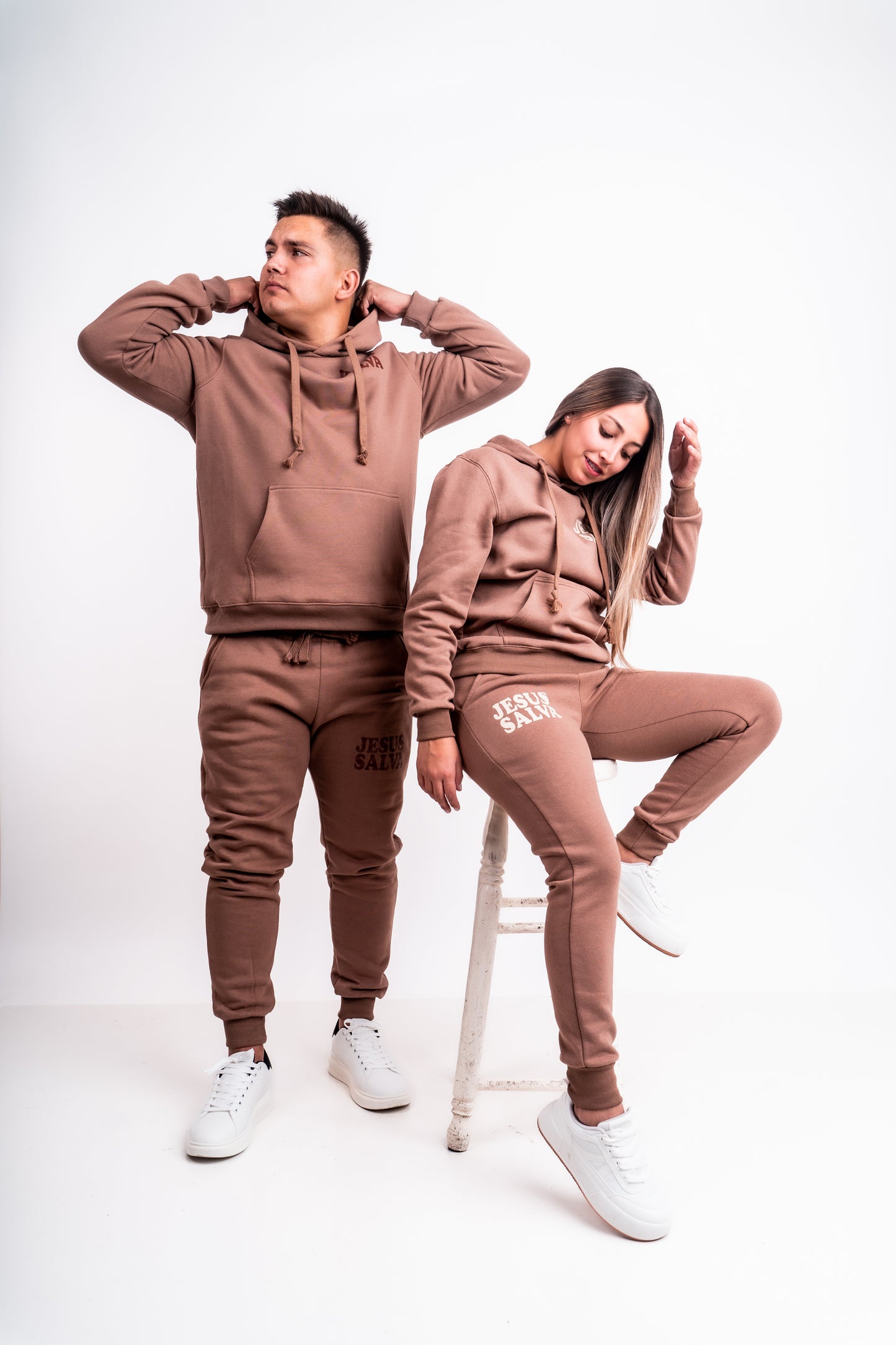Conjunto Jesús Salva - Isaias 52:7
